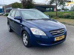 Blauw Gebruikt 2009 Kia Ceed Stationwagen | € 2.950 (Eerlijke prijs)