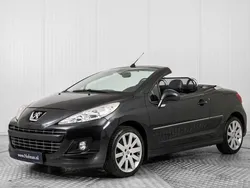 Zwart Gebruikt 2011 Peugeot 207 CC Cabriolet | € 4.900 (Eerlijke prijs)