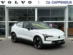 Wit, metallic lak Nieuw 2025 Volvo EX30 Plus SUV | € 40.909