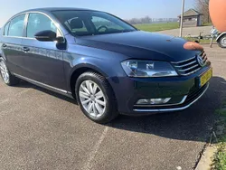 Blauw Gebruikt 2012 VW Passat Comfortline Sedan | € 12.750