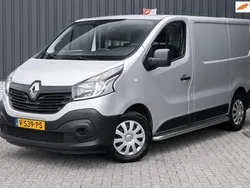 Zilver Gebruikt 2017 Renault Trafic Komfort Van | € 9.950 (Eerlijke prijs)