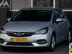 Grijs Gebruikt 2021 Opel Astra Edition Hatchback | € 14.950 (Eerlijke prijs)
