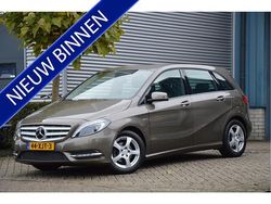 Grijs Gebruikt 2012 Mercedes B180 Ambition MPV | € 11.950 (Eerlijke prijs)