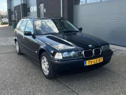 Zwart Gebruikt 1998 BMW 316 Executive Stationwagen | € 6.995