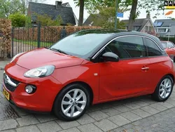 Rood Gebruikt 2017 Opel Adam Glam Hatchback | € 7.450 (Goede deal)