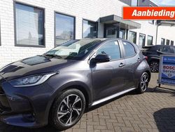Grijs, metallic lak Nieuw 2025 Toyota Yaris Hybrid Comfort Hatchback | € 27.950 (Super prijs)