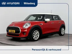 Rood, metallic lak Gebruikt 2020 Mini Cooper Pepper Hatchback | € 18.200 (Eerlijke prijs)