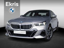Grijs, metallic lak Gebruikt 2024 BMW 530e M Sport Sedan | € 69.995