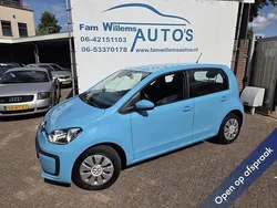 Blauw Gebruikt 2017 VW up! Move Hatchback | € 7.447 (Eerlijke prijs)