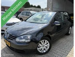 Zwart Gebruikt 2003 VW Golf IV Sportline Hatchback | € 1.950 (Eerlijke prijs)