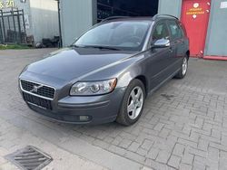 Blauw Gebruikt 2005 Volvo V50 Momentum Stationwagen | € 2.499 (Eerlijke prijs)