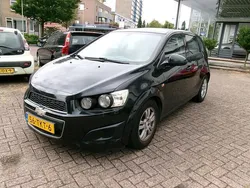 Zwart Gebruikt 2012 Chevrolet Aveo LT Hatchback | € 3.950 (Eerlijke prijs)