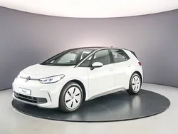 Zwart Nieuw 2024 VW ID.3 Pure Hatchback | € 33.900 (Eerlijke prijs)