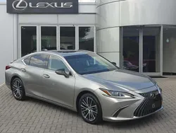 Grijs Gebruikt 2023 Lexus ES300 Business Edition Sedan | € 48.900 (Iets duurder)