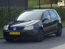 Zwart Gebruikt 2006 VW Golf V Hatchback | € 1.999 (Iets duurder)