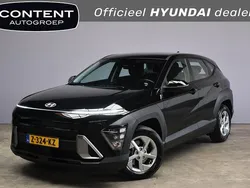 Zwart Gebruikt 2024 Hyundai Kona Comfort SUV | € 29.940 (Eerlijke prijs)