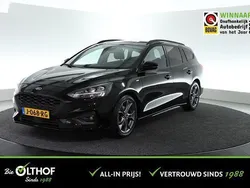 Zwart Gebruikt 2019 Ford Focus ST-Line Stationwagen | € 18.000 (Eerlijke prijs)