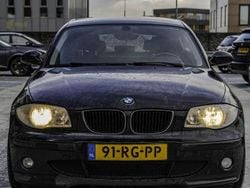 Zwart Gebruikt 2005 BMW 116 Hatchback | € 2.200 (Eerlijke prijs)
