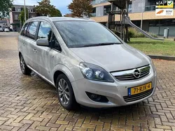 Beige Gebruikt 2011 Opel Zafira Edition MPV | € 4.000