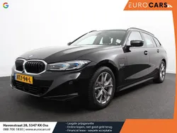 Zwart Gebruikt 2023 BMW 320e Stationwagen | € 35.890