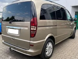Beige Gebruikt 2010 Mercedes Viano MPV | € 3.000