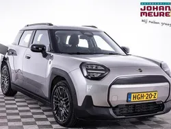 Grijs Gebruikt 2025 Mini Aceman Essential SUV | € 31.990
