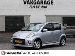 Grijs Gebruikt 2009 Daihatsu Sirion Hatchback | € 4.000 (Iets duurder)