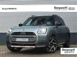 Groen Gebruikt 2024 Mini Countryman Favoured SUV | € 46.875 (Eerlijke prijs)