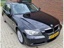Zwart Gebruikt 2007 BMW 320 Basis Stationwagen | € 2.695 (Eerlijke prijs)