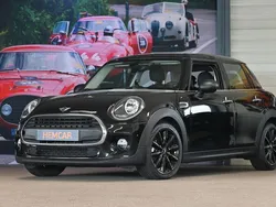 Zwart Gebruikt 2018 Mini ONE Salt Hatchback | € 14.950 (Eerlijke prijs)