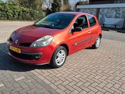 Gebruikt 2006 Renault Clio II | € 1.299 (Eerlijke prijs)
