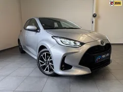 Grijs Gebruikt 2023 Toyota Yaris Hatchback | € 22.450 (Goede deal)