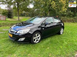 Zwart Gebruikt 2010 Opel Astra Edition Hatchback | € 4.295 (Eerlijke prijs)
