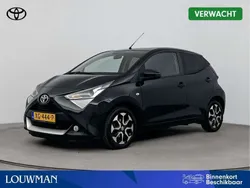 Zwart metallic Gebruikt 2019 Toyota Aygo Hatchback | € 12.445 (Iets duurder)