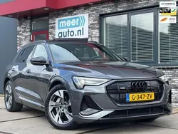Grijs Gebruikt 2019 Audi e-tron S-Line SUV | € 25.745 (Iets duurder)