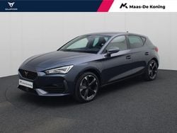 Grijs, metallic lak Gebruikt 2022 Cupra Leon VZ Hatchback | € 23.740 (Super prijs)