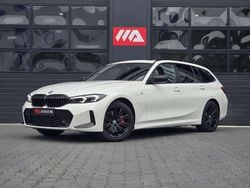Wit Gebruikt 2024 BMW 330e M Sport Stationwagen | € 46.895 (Super prijs)