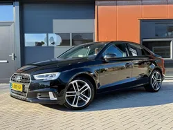 Zwart, metallic lak Gebruikt 2018 Audi A3 Sport Sedan | € 19.995 (Eerlijke prijs)