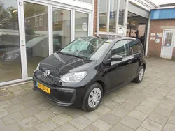 Zwart Gebruikt 2018 VW up! move up! Hatchback | € 9.950 (Iets duurder)