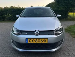 Grijs Gebruikt 2015 VW Polo Edition Hatchback | € 7.000 (Goede deal)