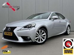 Grijs Gebruikt 2014 Lexus IS300h Sedan | € 16.350 (Eerlijke prijs)