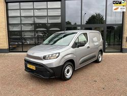 Grijs (metallic) Gebruikt 2024 Toyota Proace City City Van | € 21.950