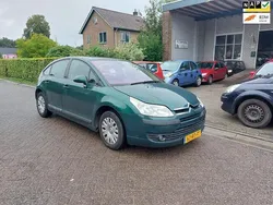 Groen Gebruikt 2005 Citroën C4 Prestige Hatchback | € 899 (Eerlijke prijs)