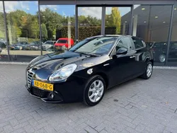 Zwart Gebruikt 2013 Alfa Romeo Giulietta Progression Hatchback | € 6.999 (Goede deal)