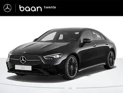 Zwart Nieuw 2024 Mercedes CLA180 AMG line Sedan | € 51.613 (Eerlijke prijs)
