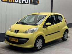 Geel Gebruikt 2006 Peugeot 107 Hatchback | € 2.499 (Iets duurder)