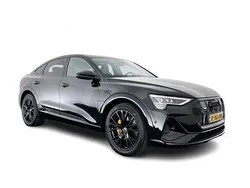 Zwart Gebruikt 2022 Audi e-tron Sportback Sport SUV | € 32.945 (Goede deal)