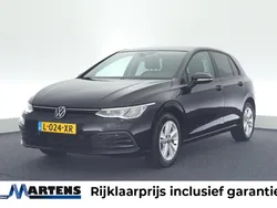 Zwart Gebruikt 2021 VW Golf VIII Life Hatchback | € 18.444 (Eerlijke prijs)