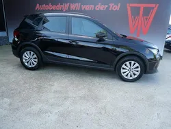 Zwart Gebruikt 2024 Seat Arona Style SUV | € 23.900 (Eerlijke prijs)