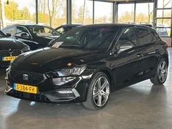 Zwart Gebruikt 2023 Seat Leon Business Hatchback | € 24.745 (Eerlijke prijs)